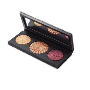 MAC Flashing Ice Extra Dimension Skinfinish Trio MEDIUM DEEP